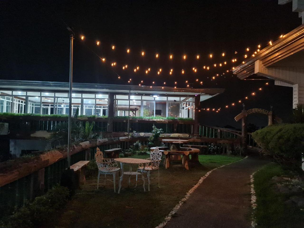 Alegria Hotel Bauan エクステリア 写真